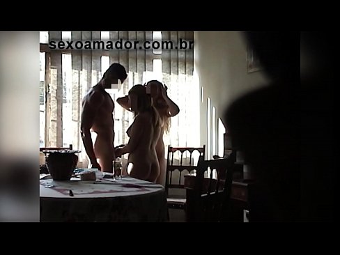 ❤️ געשלעכט פרענדז פאַרבעטן אַ ריז מענטש און אַ דרייסאַם מיט אים ❤❌ באַרען ווידעא ביי yi.yespornpics-com.ru ❌️❤